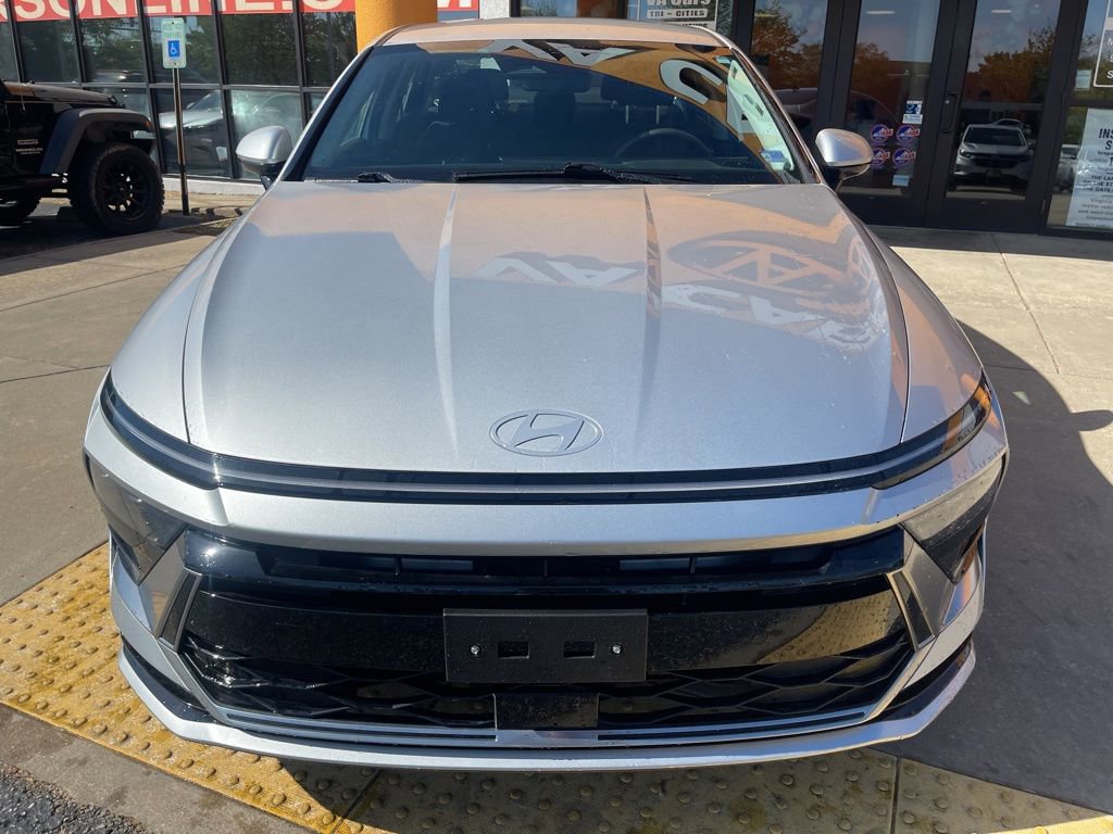 Used 2025 Hyundai Sonata SEL FWD image 9