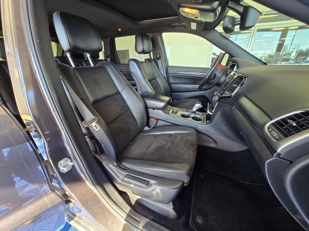 Used 2020 Jeep Grand Cherokee Altitude image 31