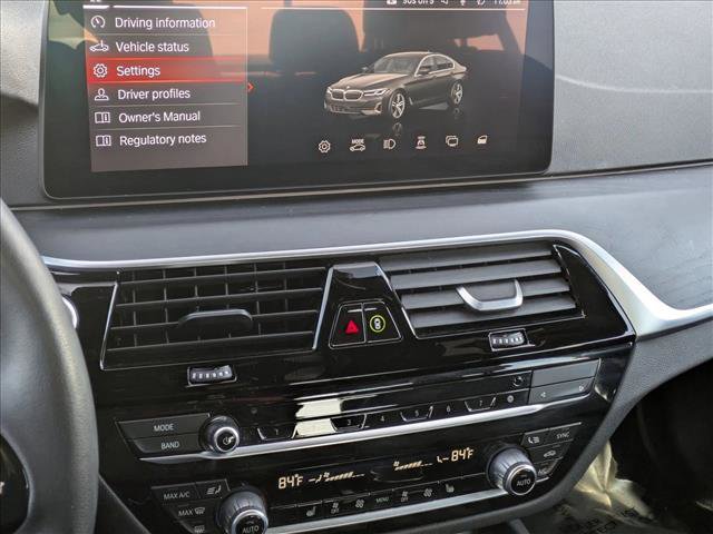 Used 2023 BMW 530i xDrive w/ Premium Package image 15