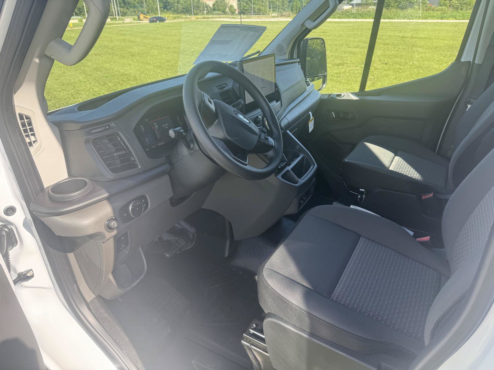 New 2026 Ford Transit 250 148 Medium Roof w/ Exterior Upgrade Package RWD image 9