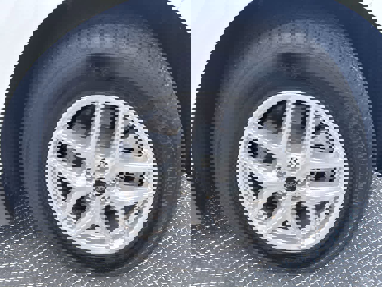 Used 2024 Ford Edge SEL image 10