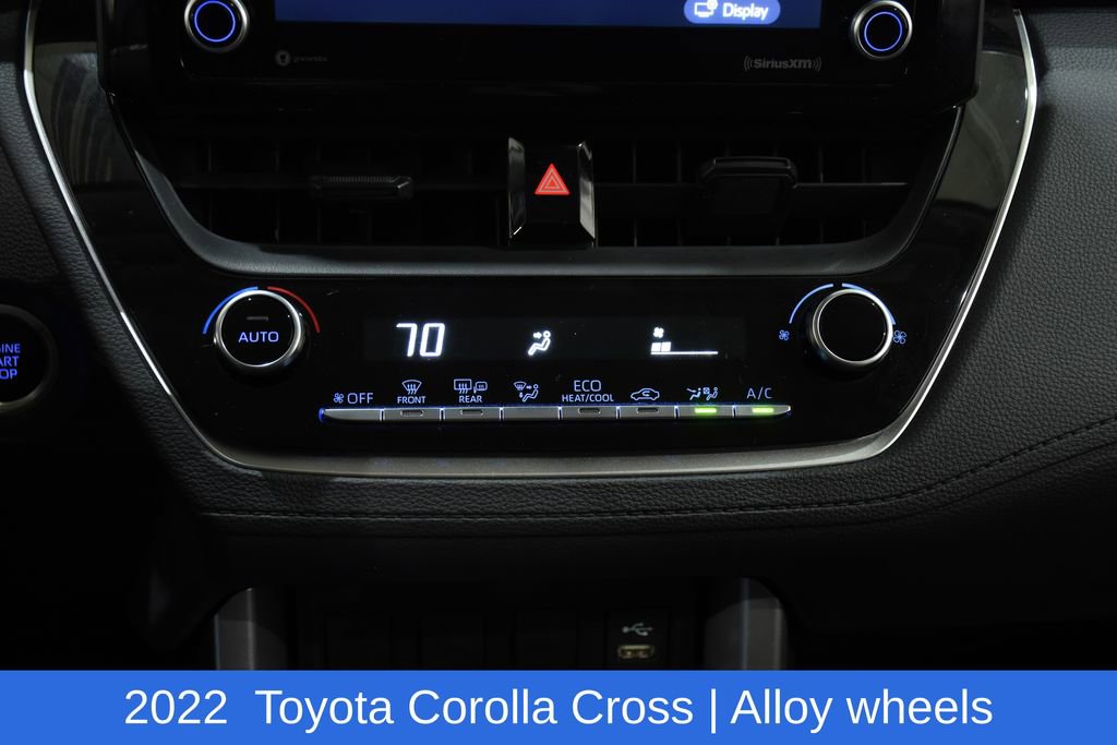 Used 2022 Toyota Corolla Cross LE w/ Black Badges Package (TMS) AWD/4WD image 20