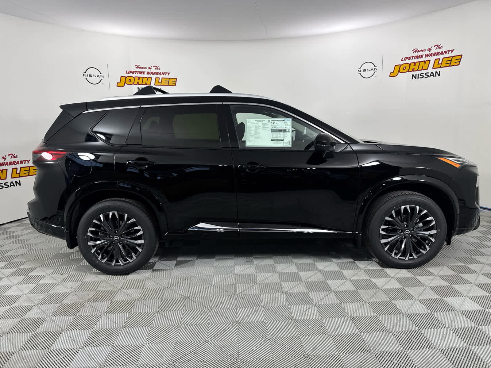 New 2026 Nissan Rogue Platinum w/ Platinum Premium Package image 7