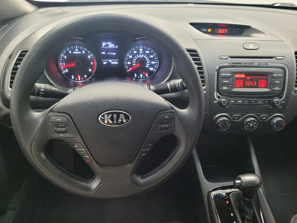 Used 2017 Kia Forte LX image 22