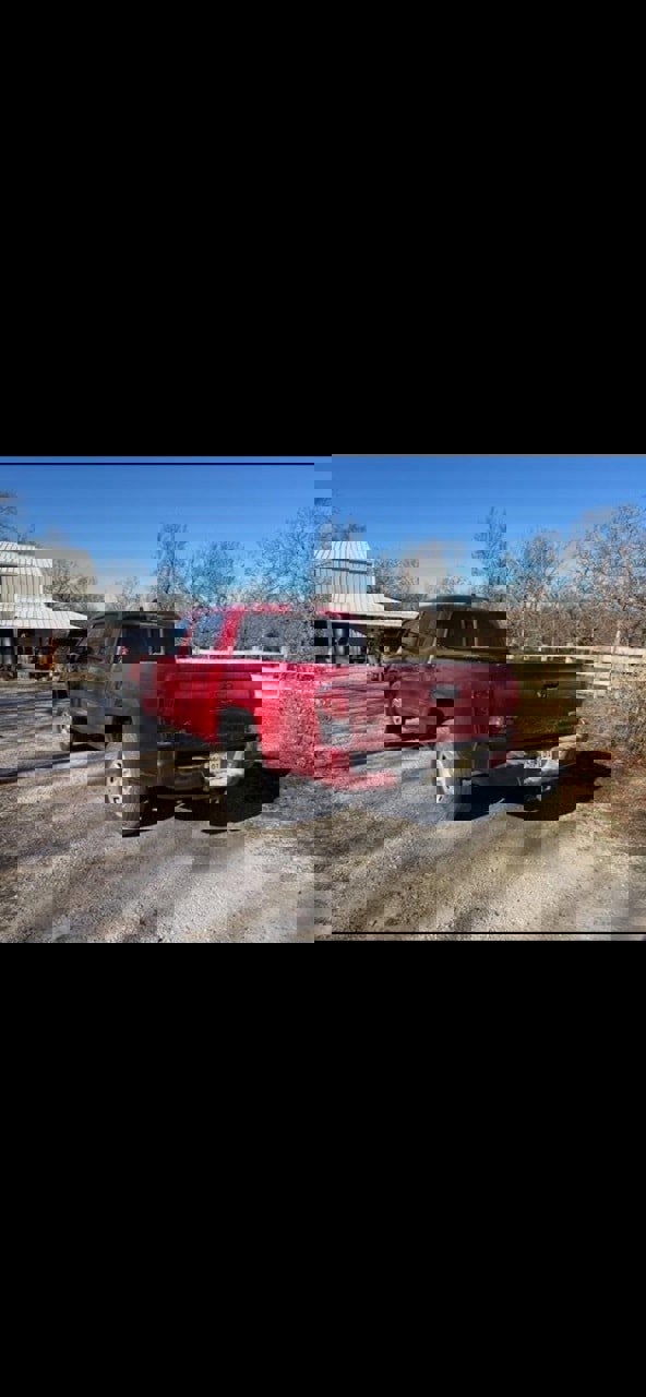 Used 2023 Toyota Tacoma SR image 7