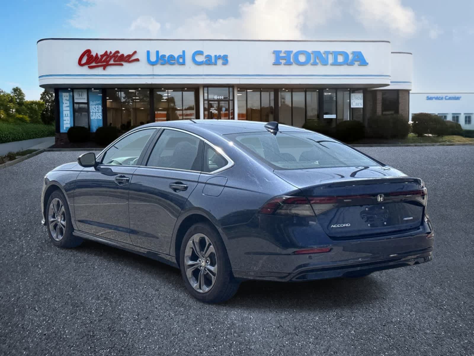 Used 2025 Honda Accord EX-L image 3
