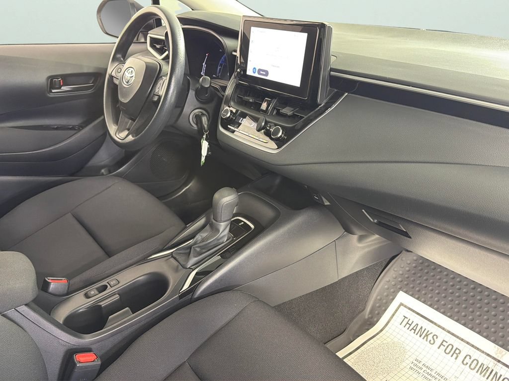 Used 2026 Toyota Corolla LE FWD image 34
