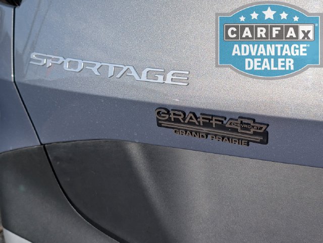 Used 2025 Kia Sportage EX FWD image 31