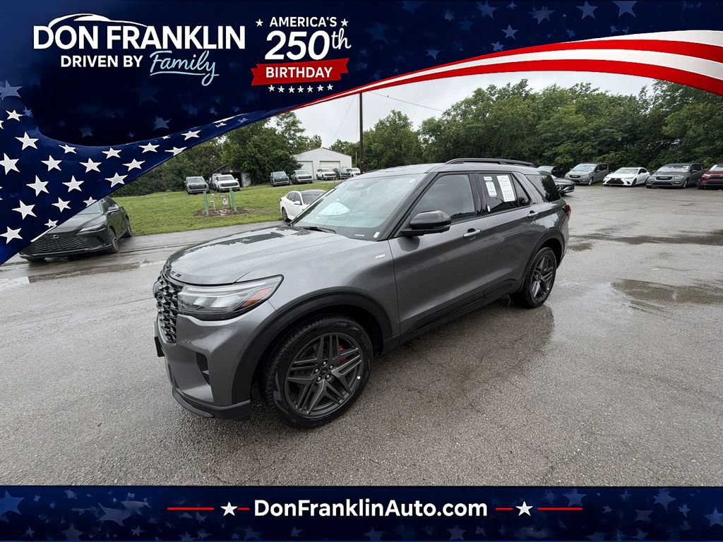 Used 2025 Ford Explorer ST-Line w/ ST-Line Street Pack AWD/4WD image 1
