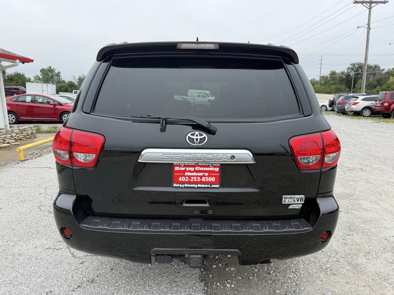 Used 2017 Toyota Sequoia Limited w/ Safety & Convenience Package AWD/4WD image 4