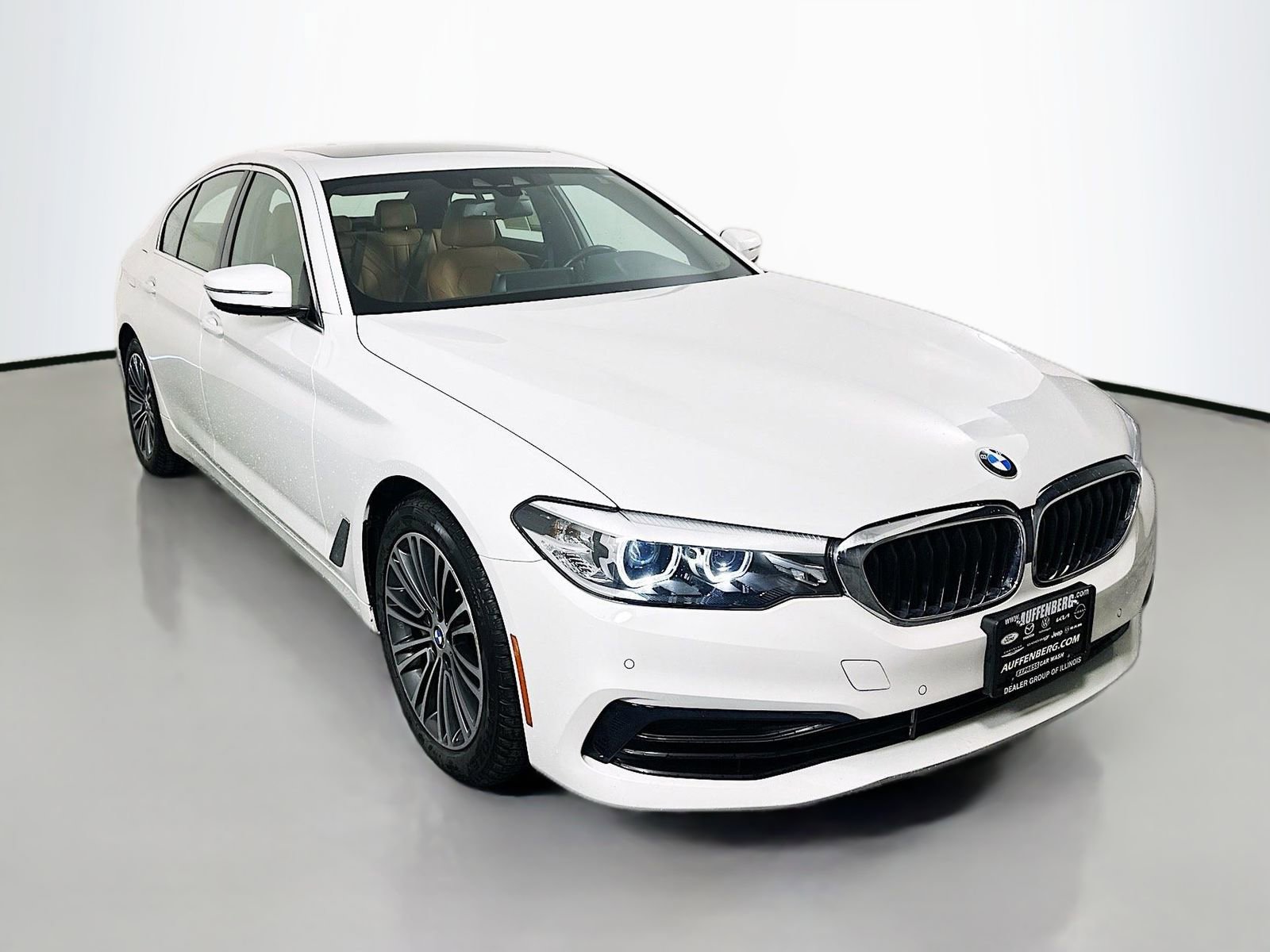 Used 2019 BMW 540i xDrive w/ Convenience Package AWD/4WD image 1