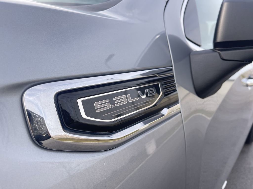 Used 2025 GMC Sierra 1500 SLT image 12