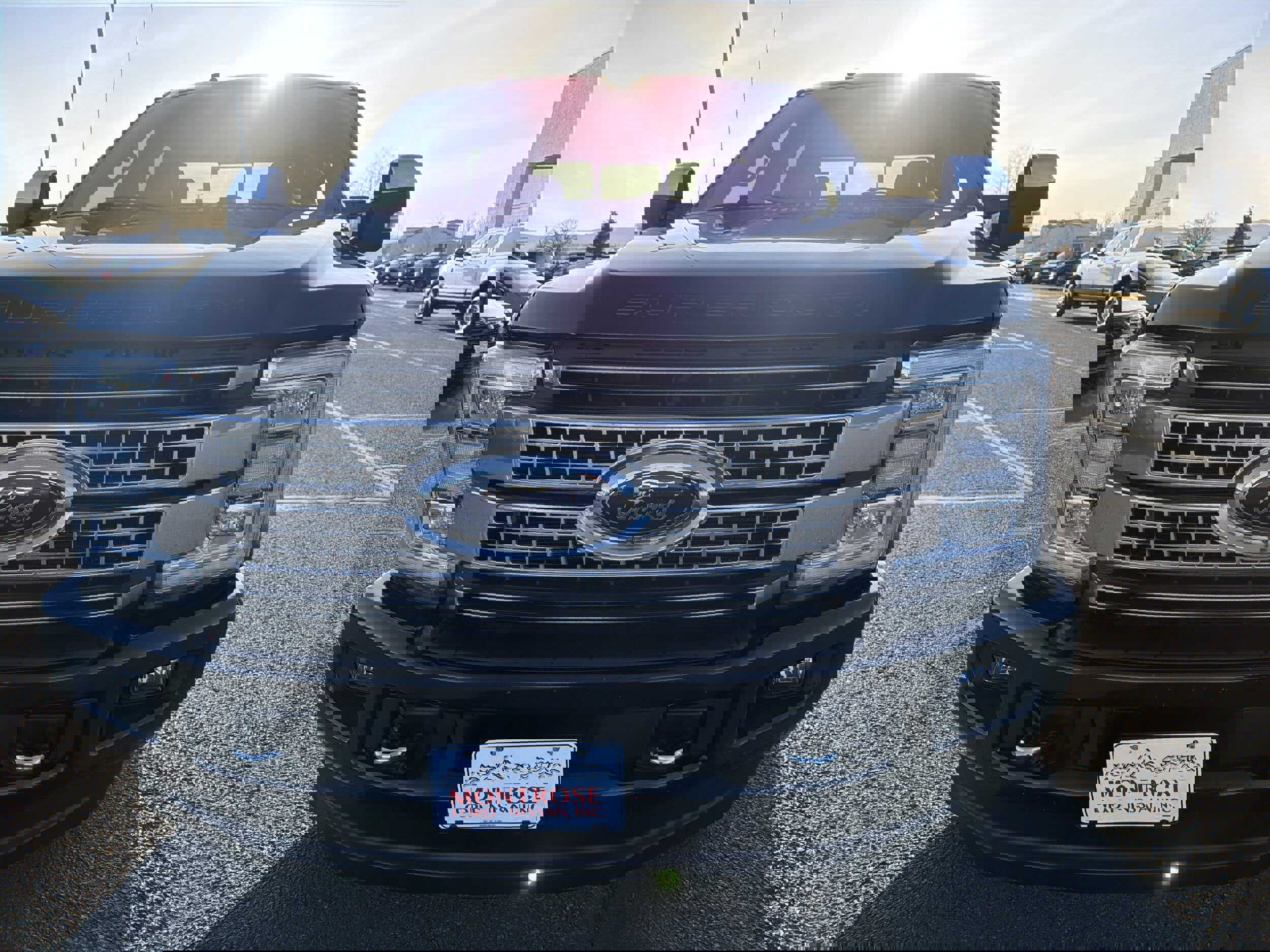 Used 2017 Ford F350 Platinum w/ Platinum Ultimate Package image 2