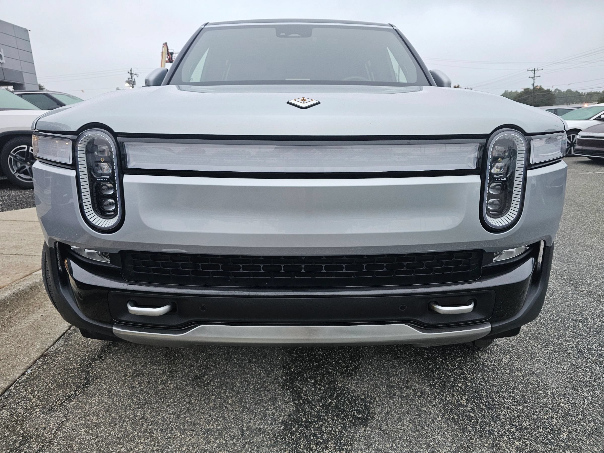 Used 2024 Rivian R1S Adventure Quad AWD/4WD image 8