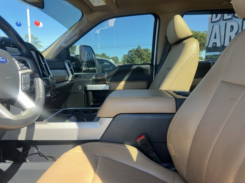 Used 2022 Ford F250 Lariat image 4