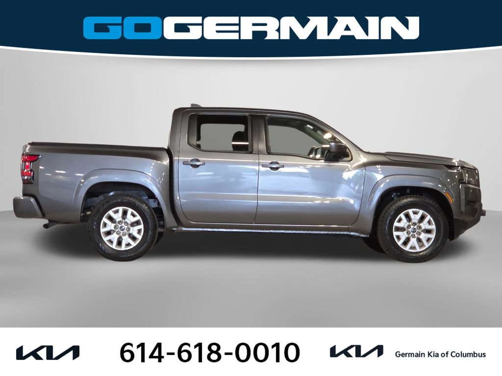 Used 2023 Nissan Frontier SV RWD image 7
