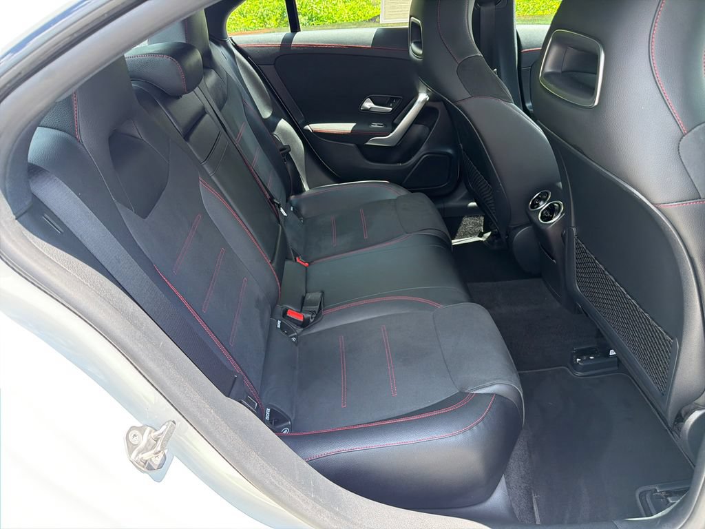 Used 2020 Mercedes-Benz CLA 250 image 15