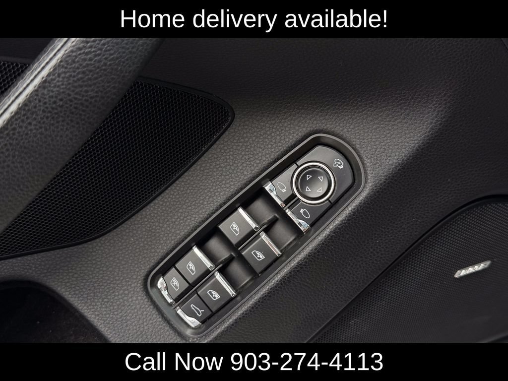 Used 2015 Porsche Panamera RWD image 30