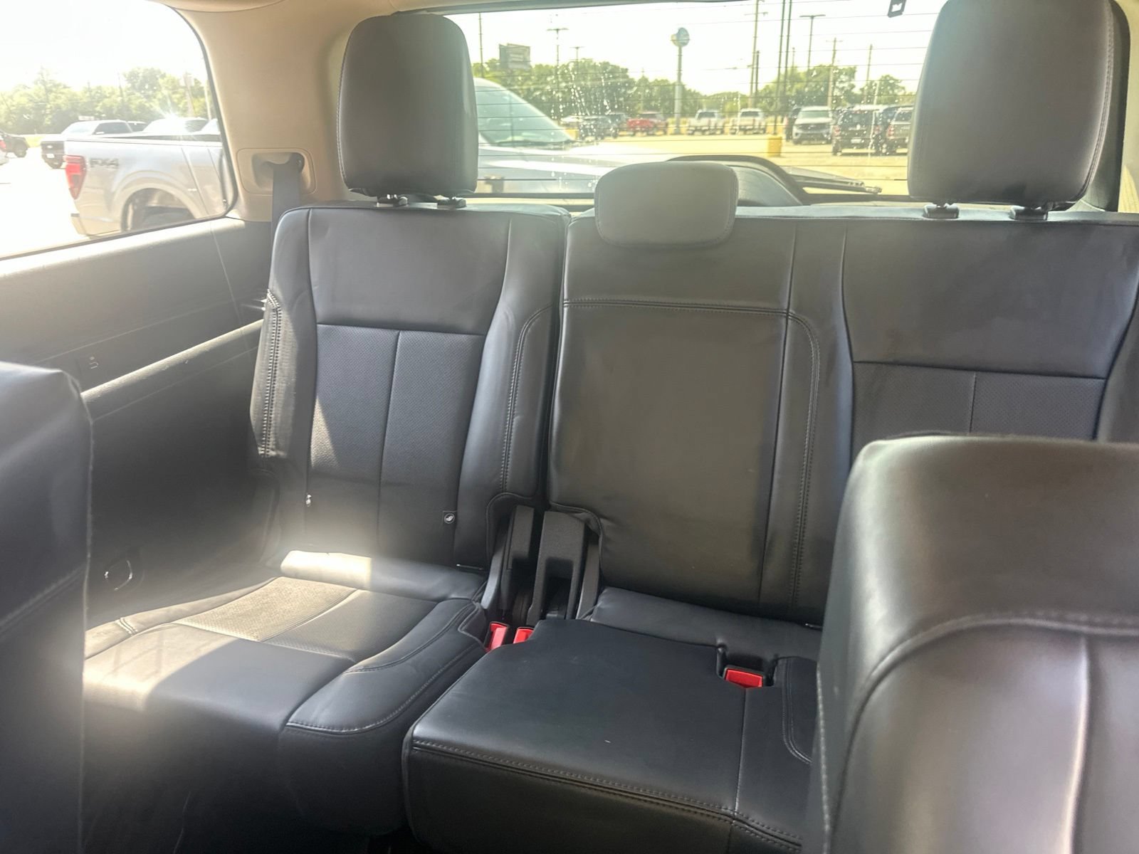 Used 2023 Ford Expedition XLT RWD image 11
