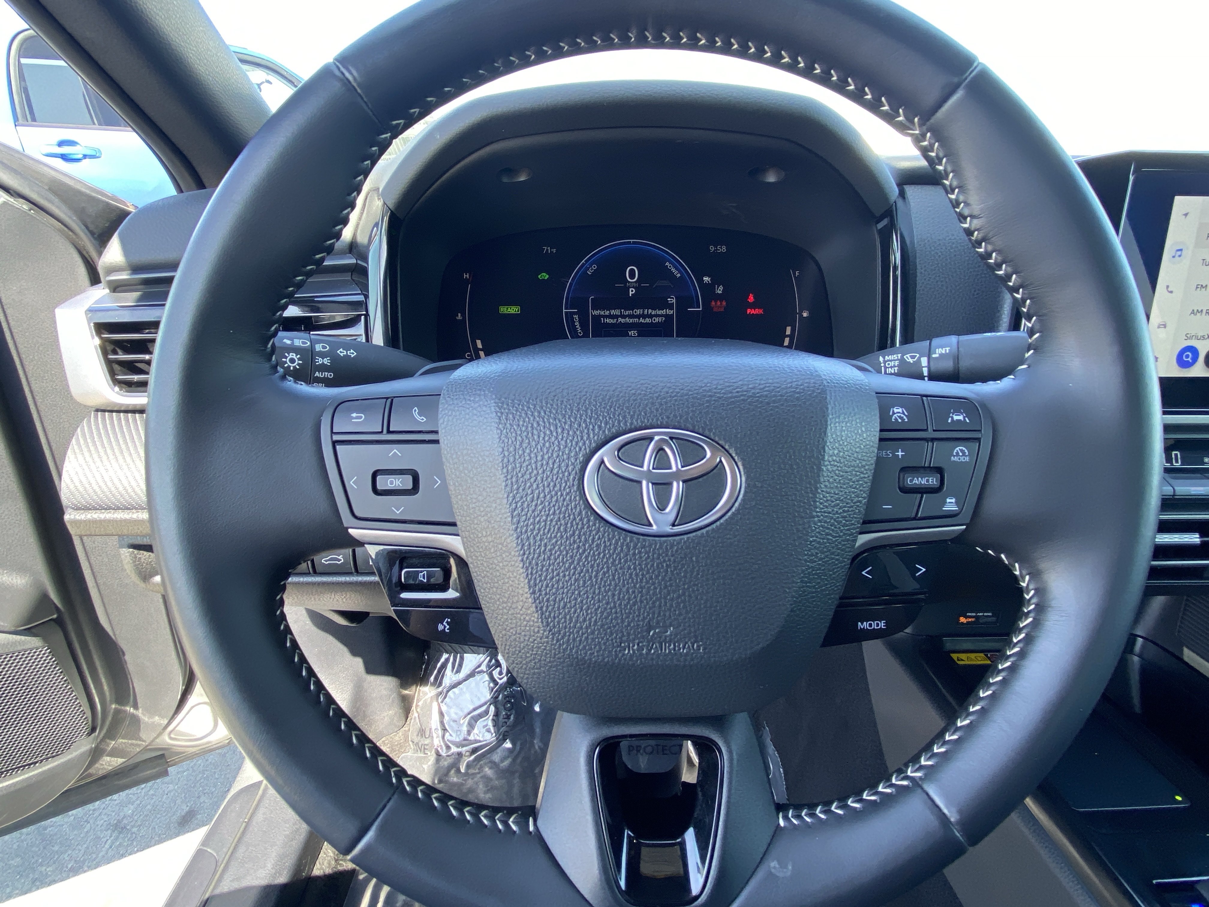 Used 2025 Toyota Camry SE FWD image 24