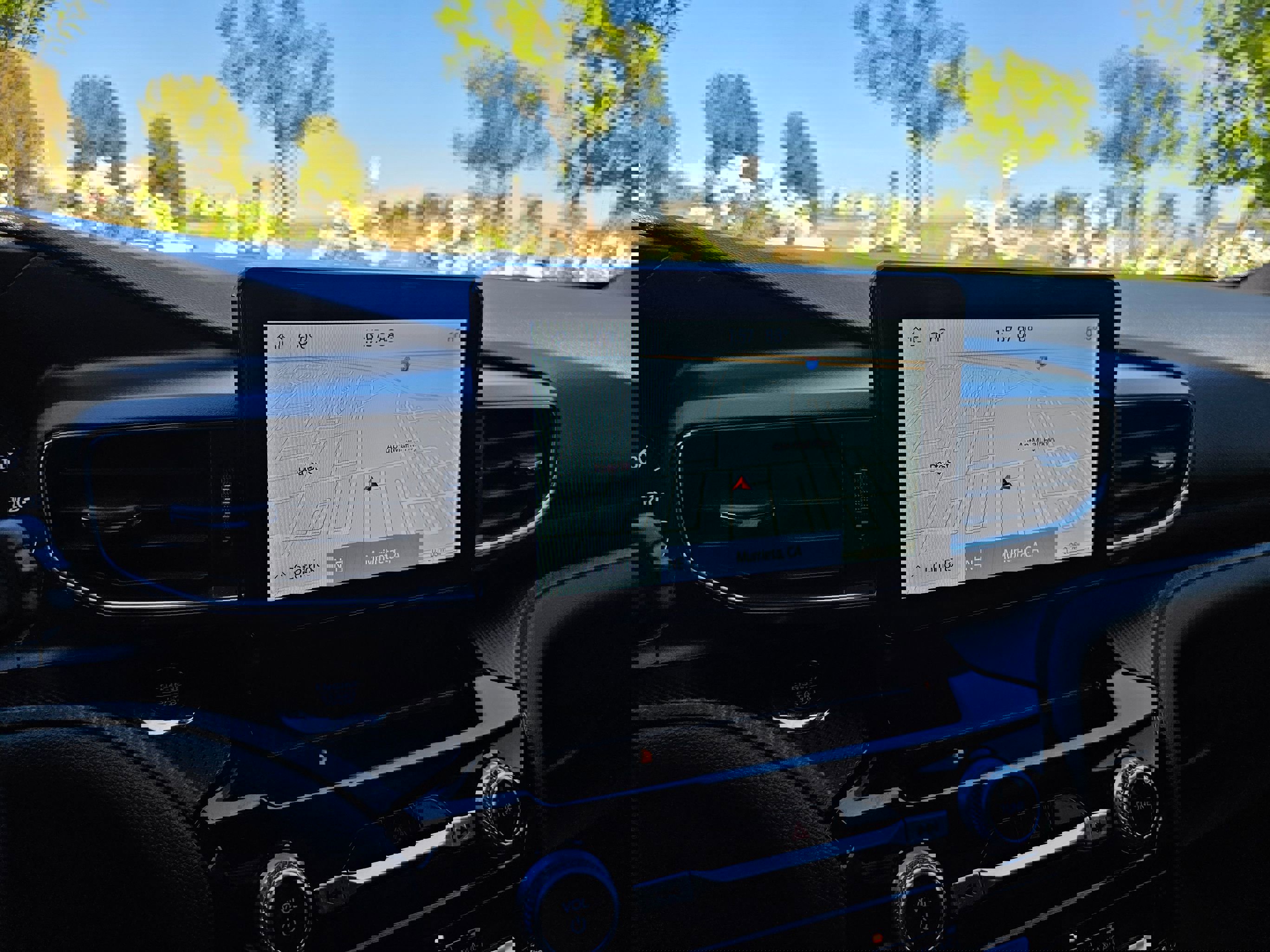 Used 2024 Ford Explorer ST-Line w/ Class IV Trailer Tow Package RWD image 36