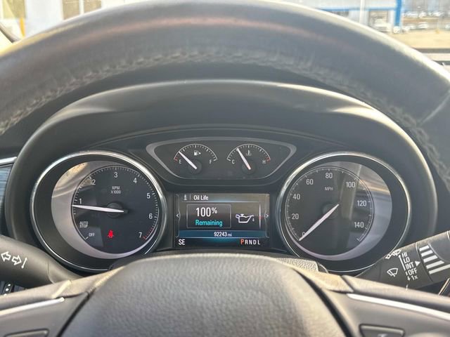 Used 2019 Buick Envision Essence image 37