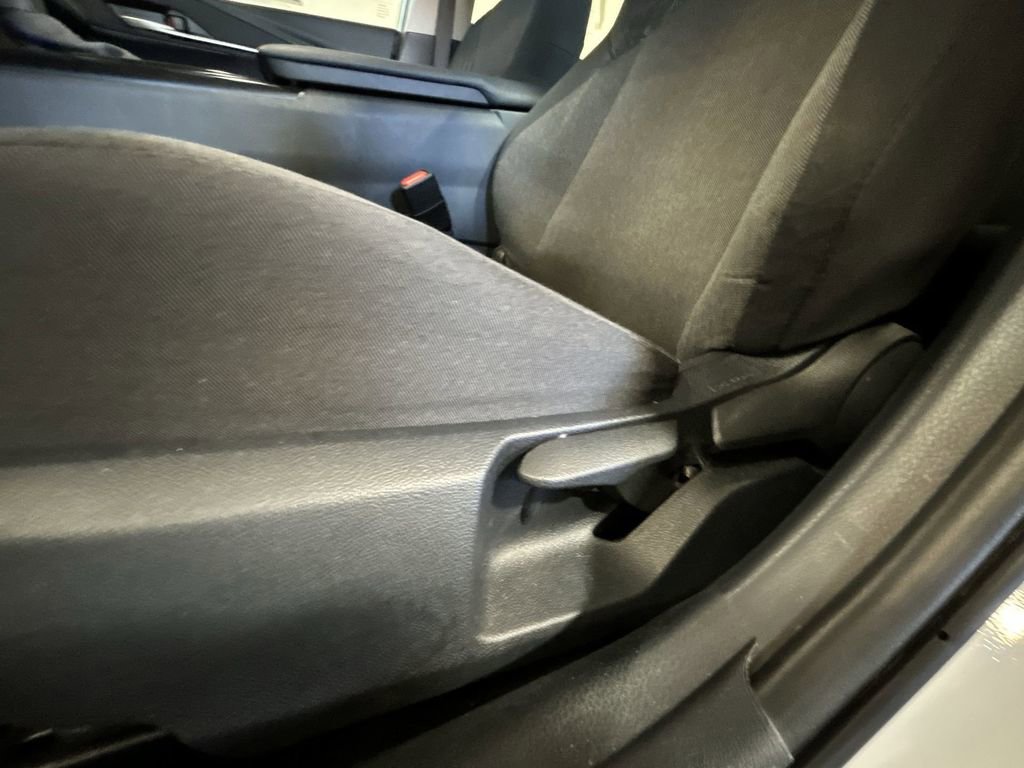 Used 2025 Toyota Camry LE image 12