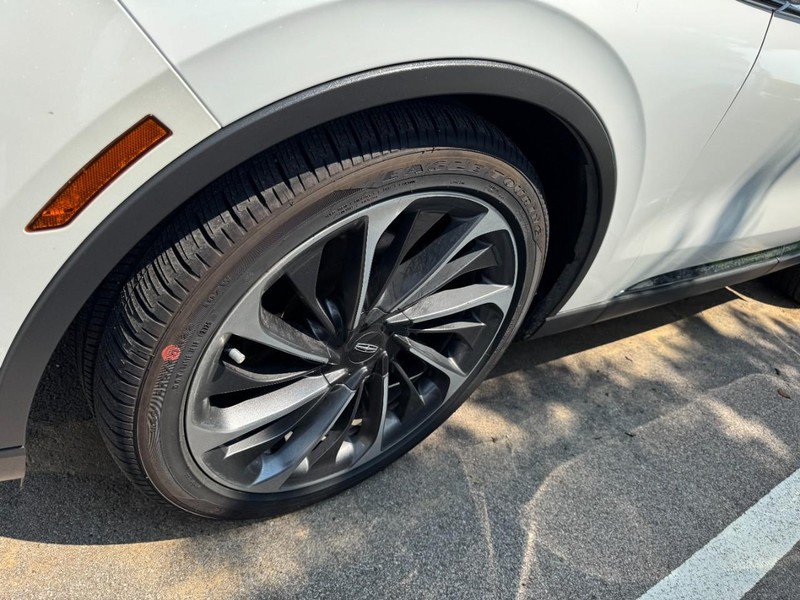 Used 2020 Lincoln Aviator Reserve w/ Equipment Group 202A AWD/4WD image 4