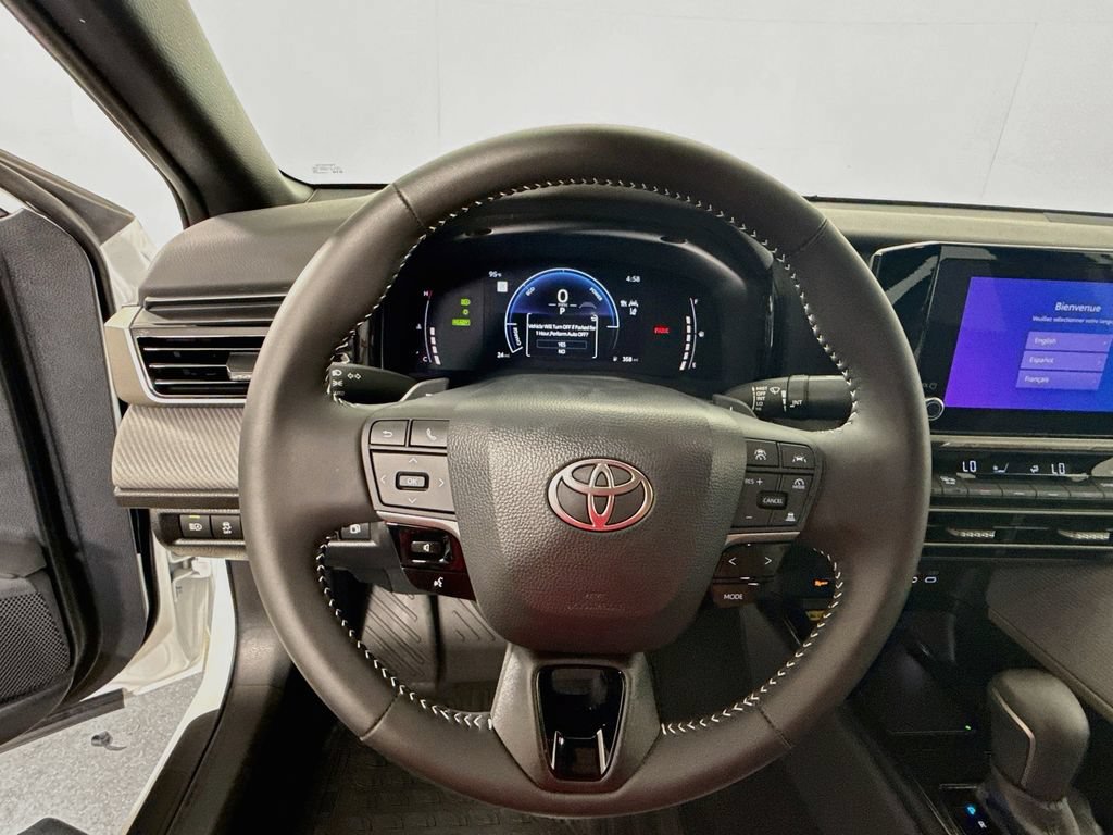 Used 2026 Toyota Camry SE FWD image 12
