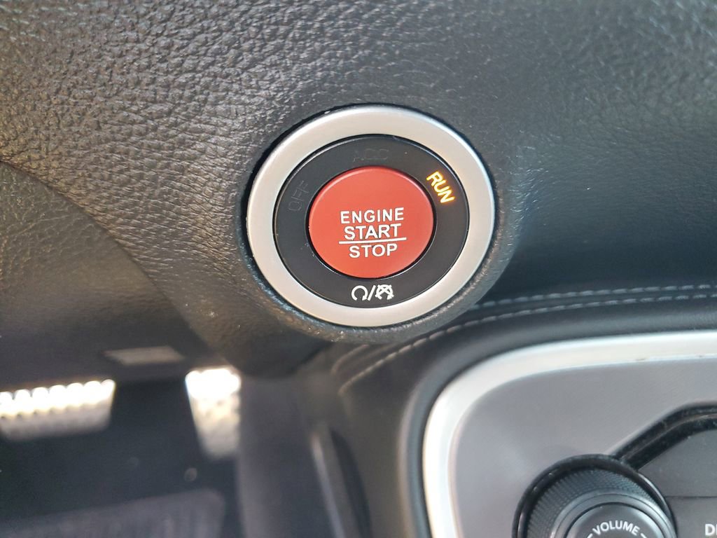 Used 2019 Dodge Challenger R/T Scat Pack w/ Widebody Package image 22