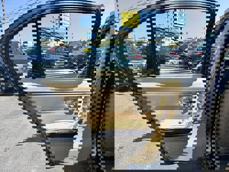 Used 2008 BMW 335i Sedan image 36