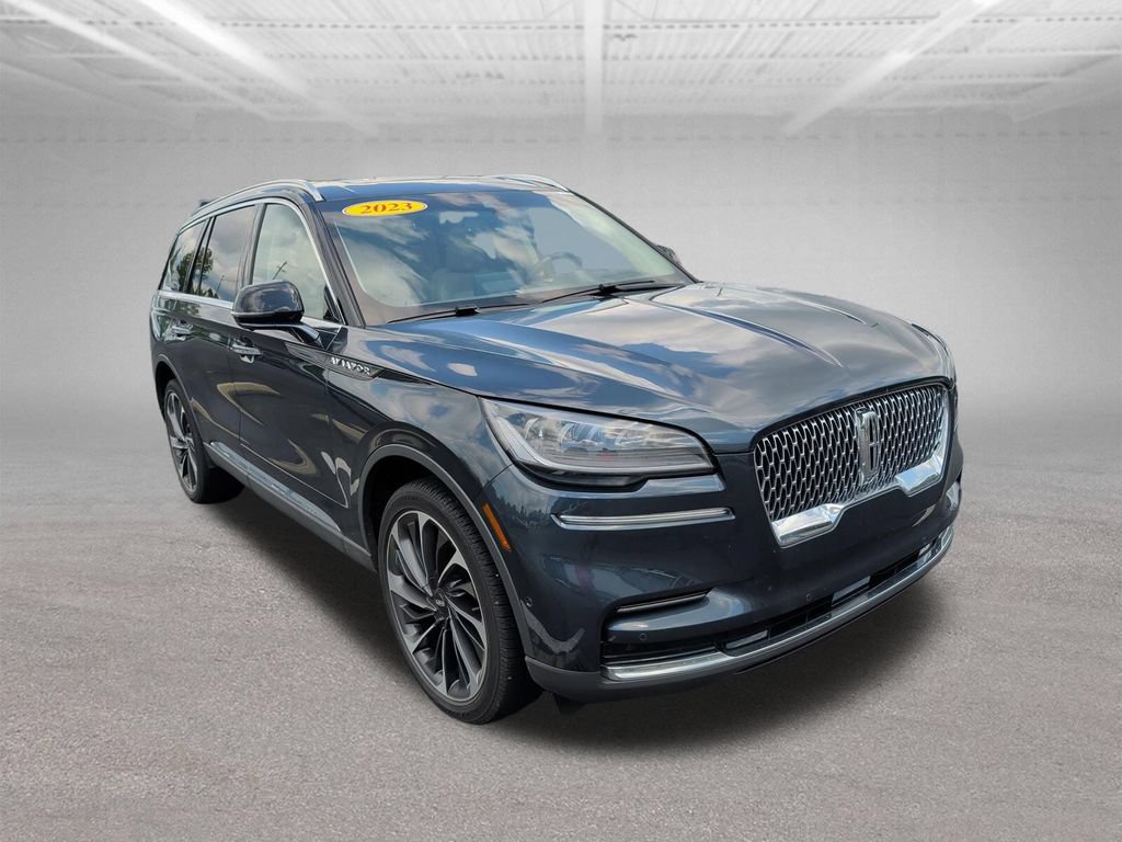 Used 2023 Lincoln Aviator Reserve w/ Equipment Group 201A AWD/4WD image 22