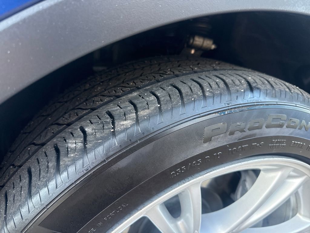 Used 2021 Tesla Model Y Long Range image 32