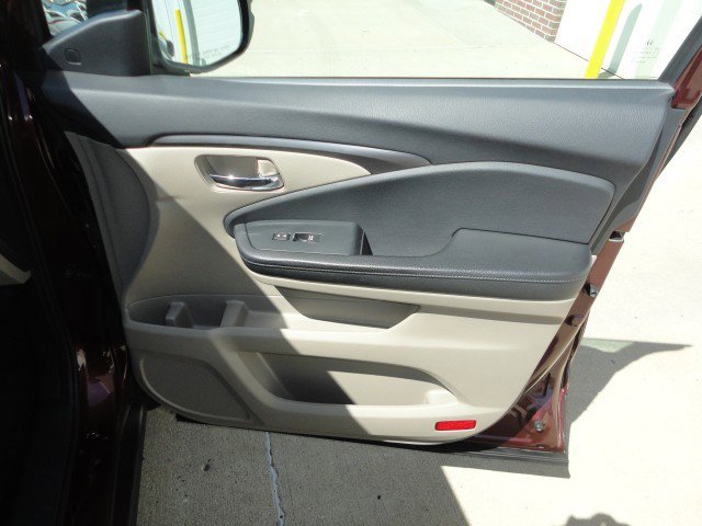 Used 2019 Honda Pilot EX image 19