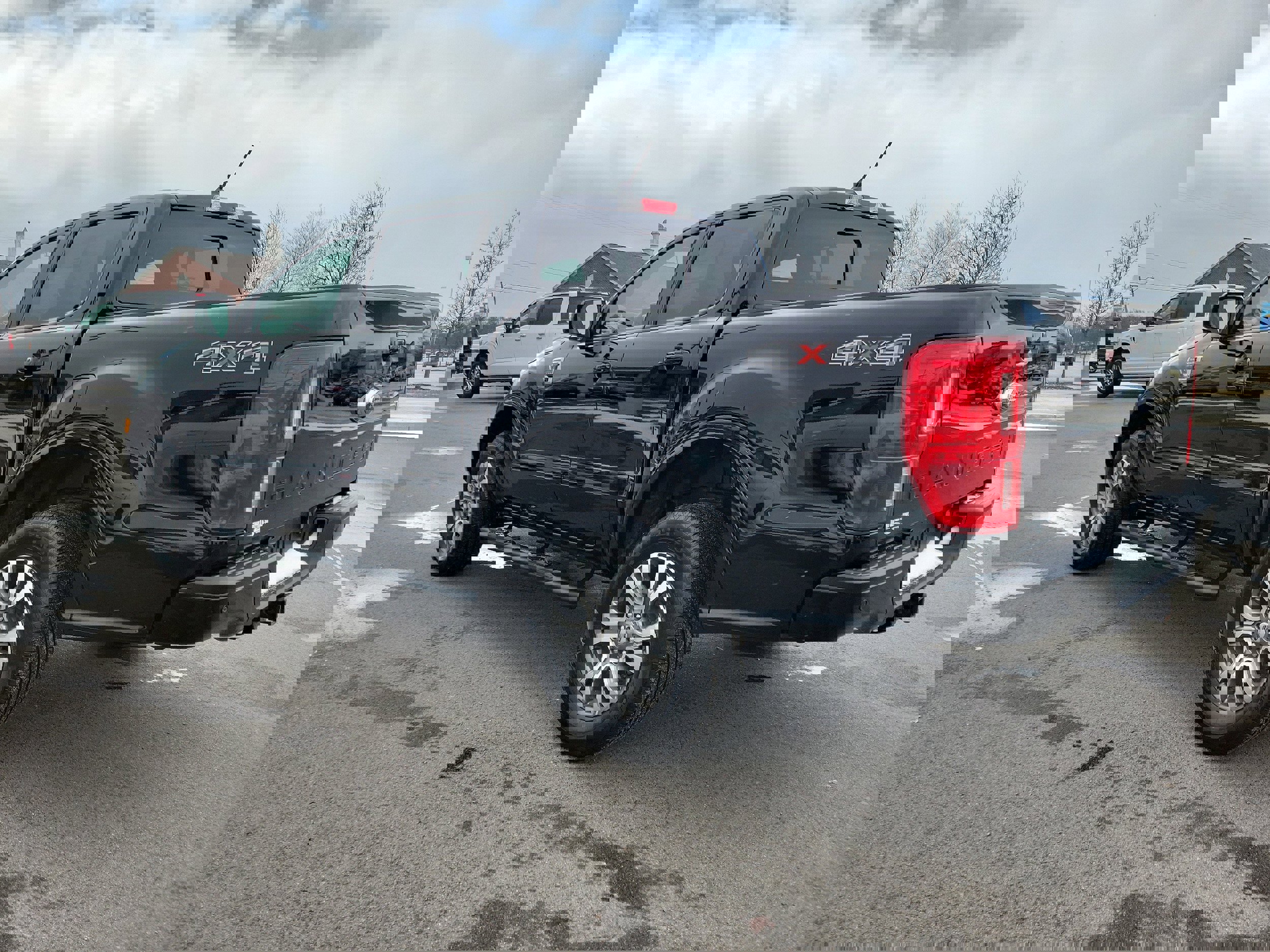 Certified 2020 Ford Ranger Lariat w/ Equipment Group 501A Mid image 3