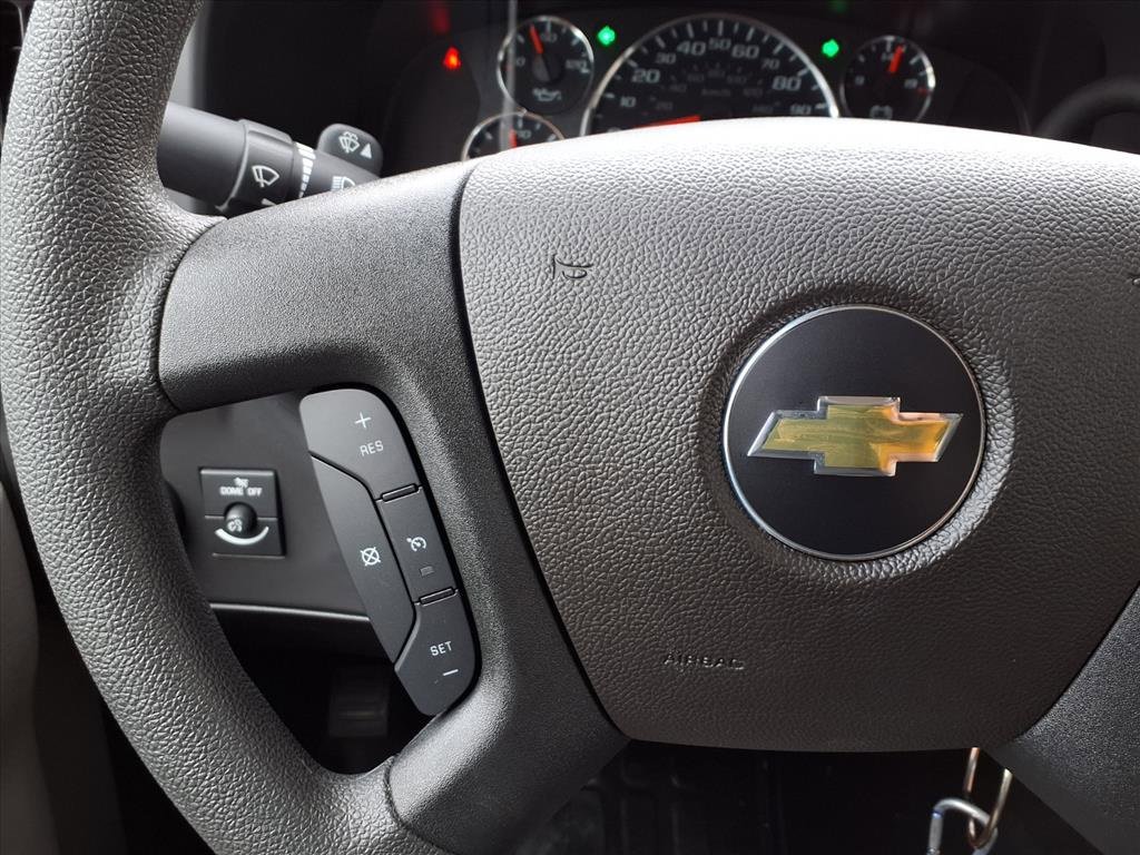 New 2025 Chevrolet Express 3500 Work Van w/ Power Convenience Package image 19