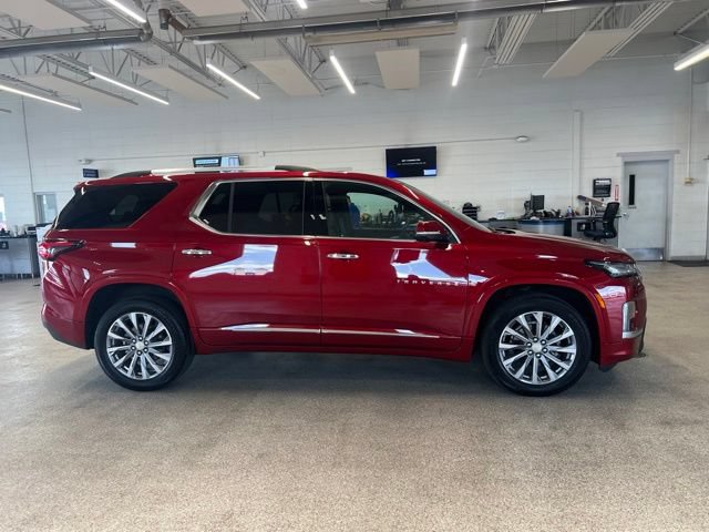 Certified 2023 Chevrolet Traverse Premier w/ LPO, Floor Liner Package AWD/4WD image 4