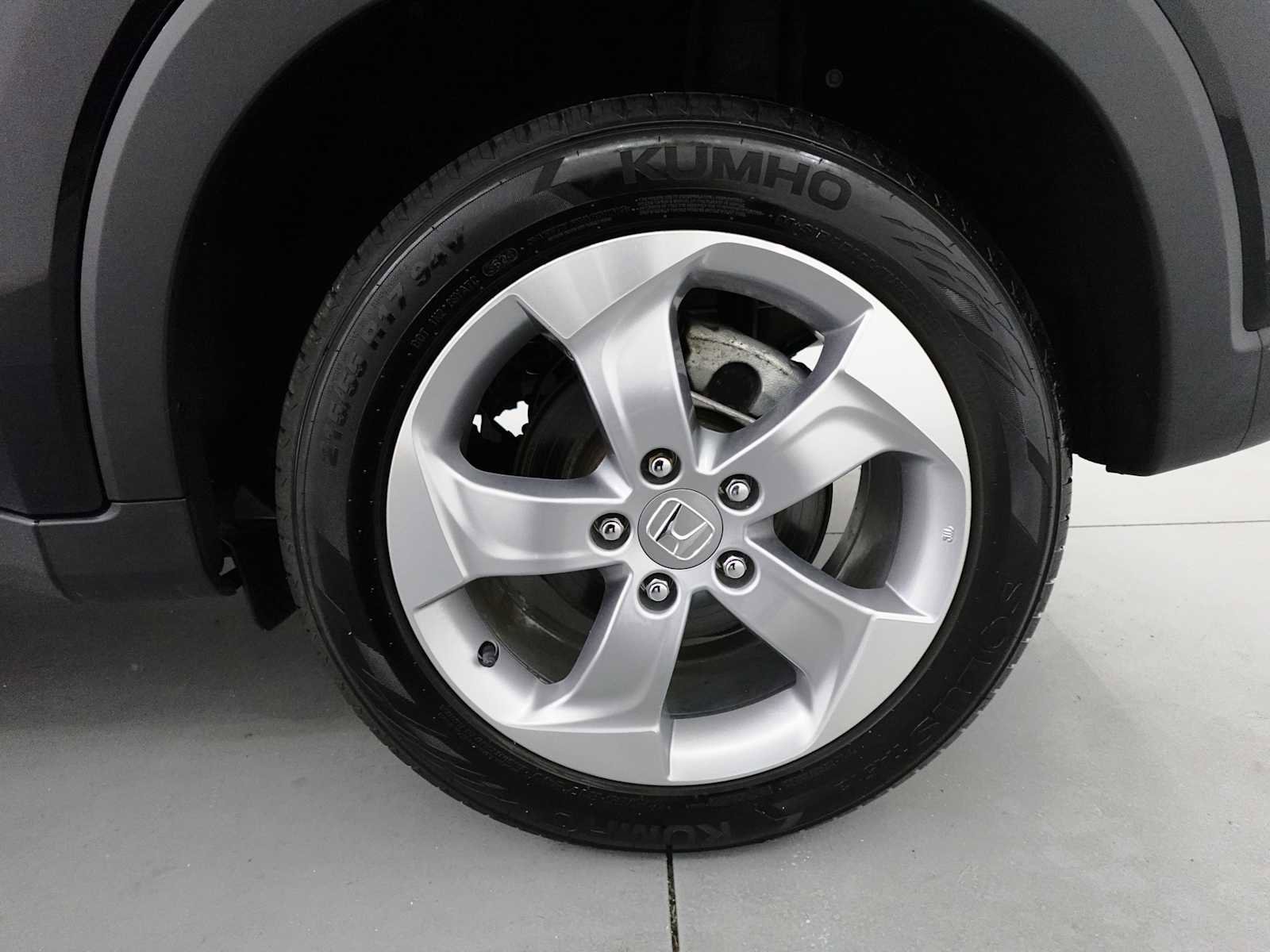 Certified 2020 Honda HR-V LX image 9