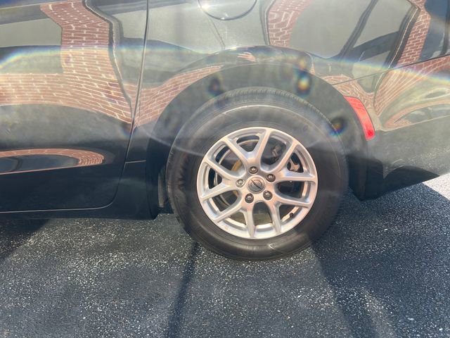 Used 2023 Chrysler Pacifica Touring-L image 8