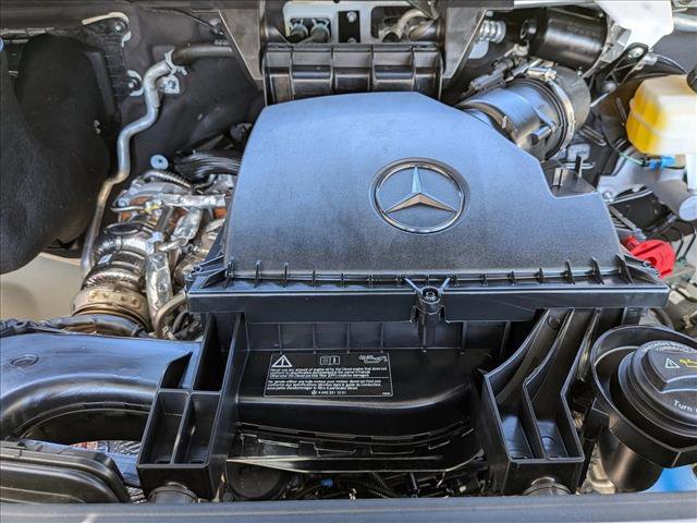 Used 2025 Mercedes-Benz Sprinter 2500 image 21