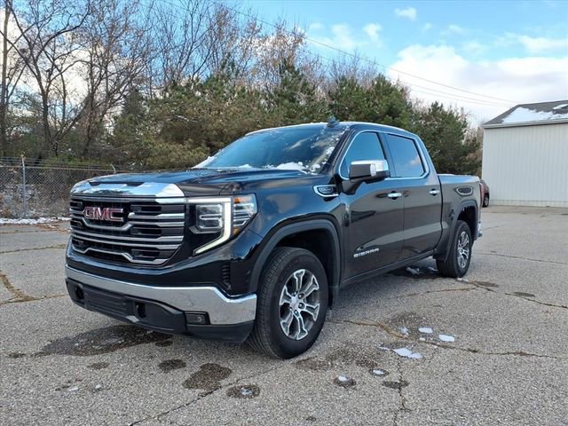 Used 2025 GMC Sierra 1500 SLT image 3