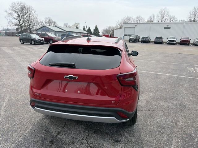 New 2026 Chevrolet Trax LT w/ Driver Confidence Package FWD image 10