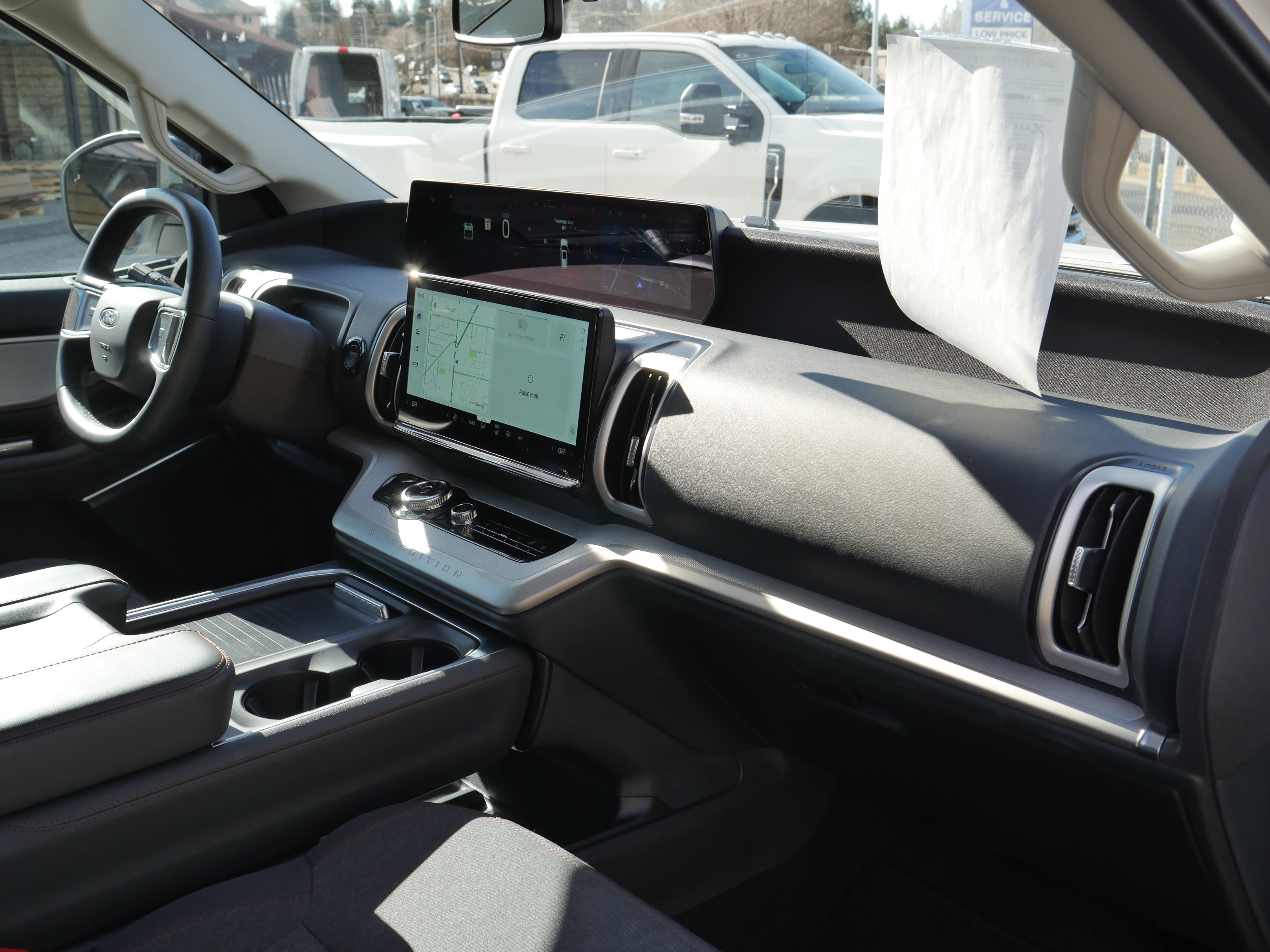 Certified 2025 Ford Expedition Active AWD/4WD image 27