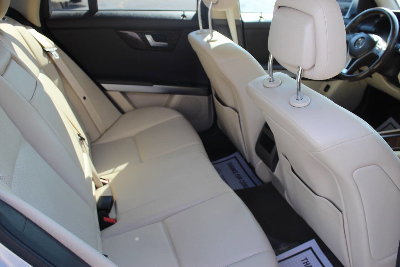 Used 2015 Mercedes-Benz GLK 350 2WD image 11