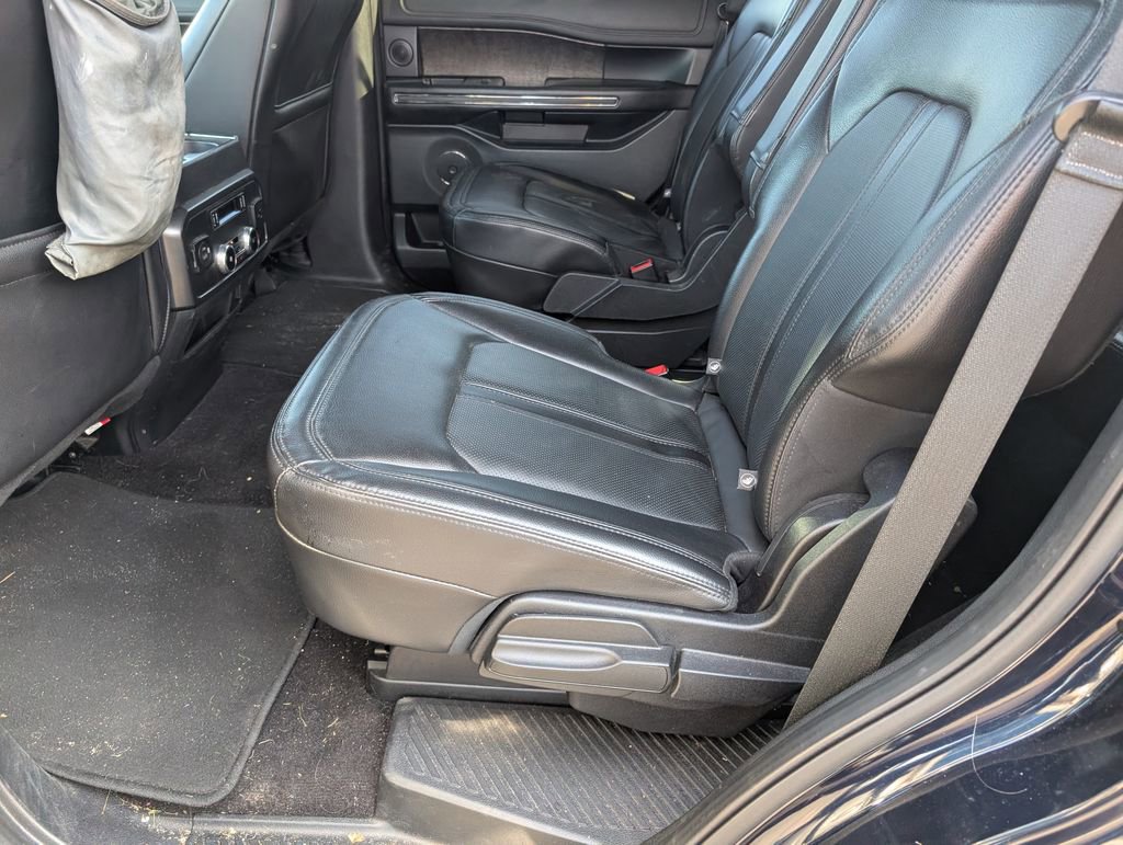 Used 2021 Ford Expedition Limited image 10
