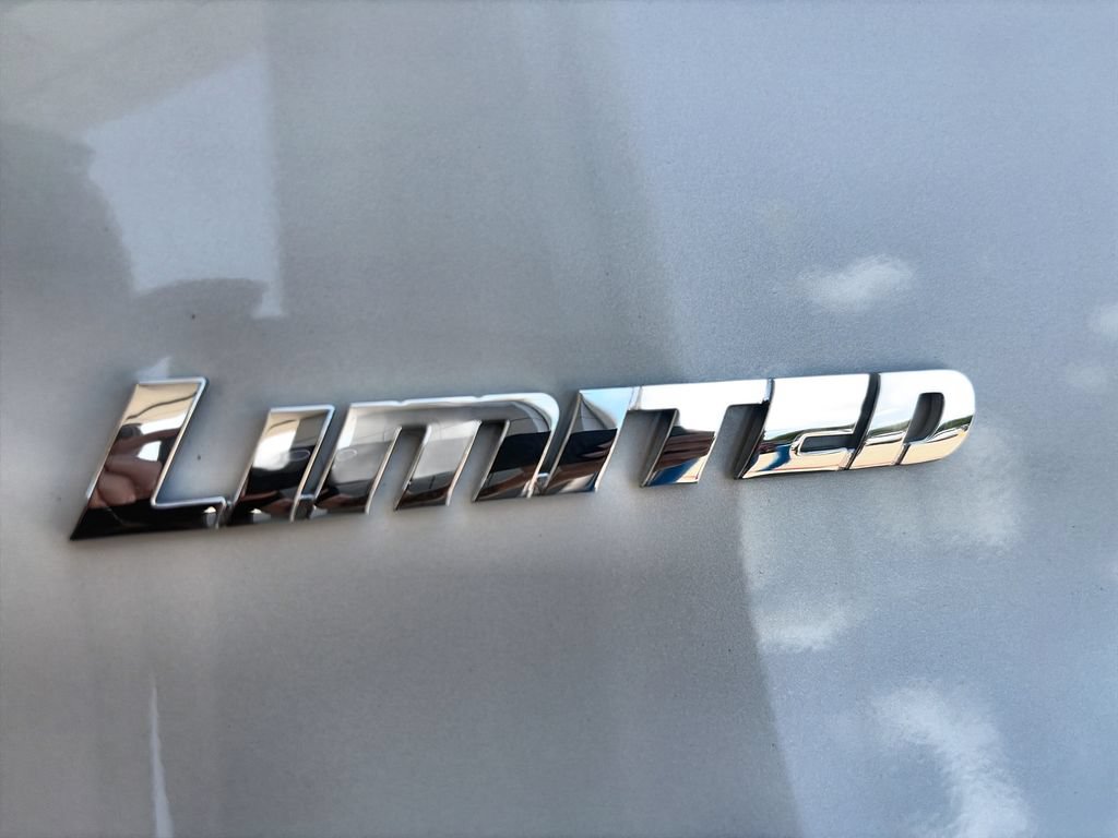 Used 2023 Toyota 4Runner Limited RWD image 32