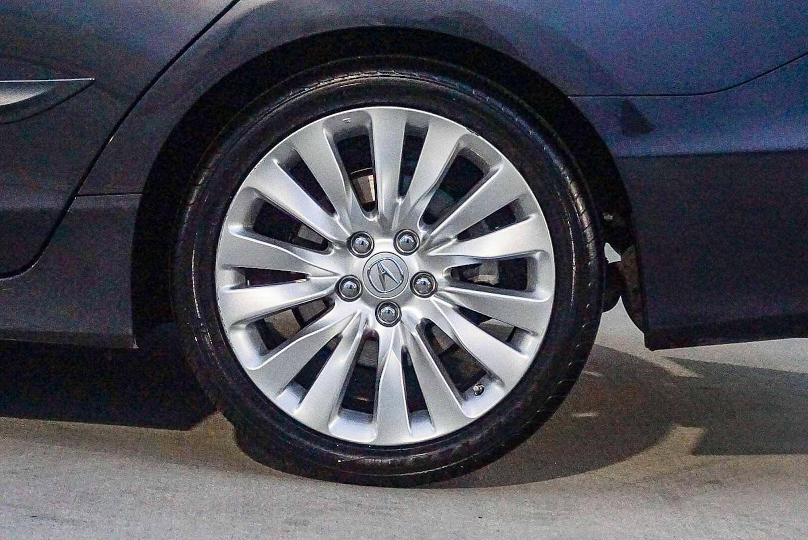 Used 2014 Acura RLX w/ Advance Package image 10