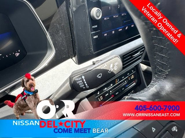 Used 2025 Volkswagen Jetta SE FWD image 22