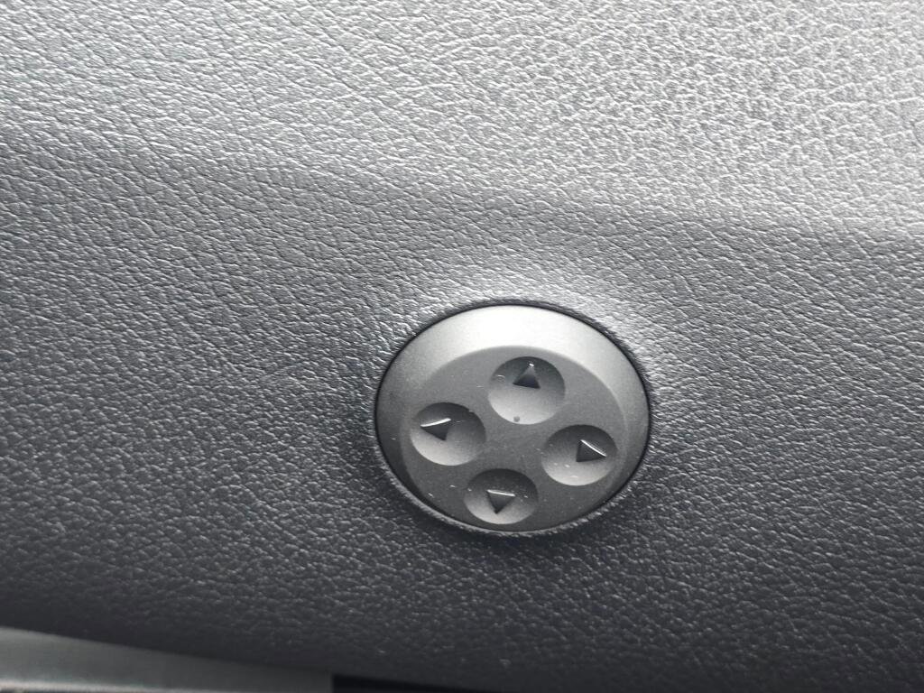 Used 2025 Mercedes-Benz E 350 4MATIC Sedan image 39