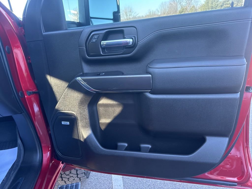 Used 2022 GMC Sierra 3500 AT4 w/ AT4 Premium Plus Package image 16